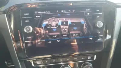 Vendo Volkswagen Arteon 2019 - 26650 EUR, 90000 km - AUTO.MOTO.pt