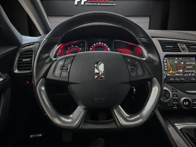 Vendo DS DS5 2015 - 14950 EUR, 117000 km - AUTO.MOTO.pt