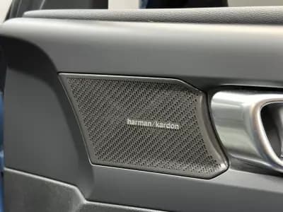 Vendo Volvo XC 40 2023 - 44500 EUR, 15000 km - AUTO.MOTO.pt