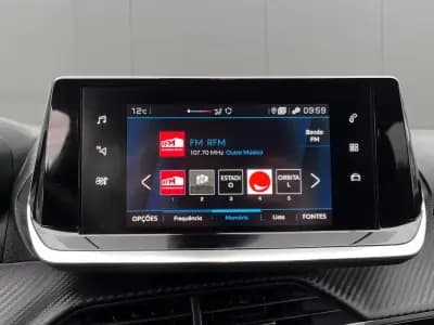 Vendo Peugeot 208 2023 - 13750 EUR, 62065 km - AUTO.MOTO.pt