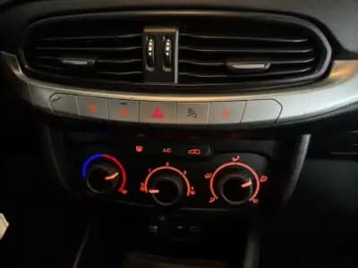 Sell Fiat Tipo 2019 - 11900 EUR, 96003 km - AUTO.MOTO.pt