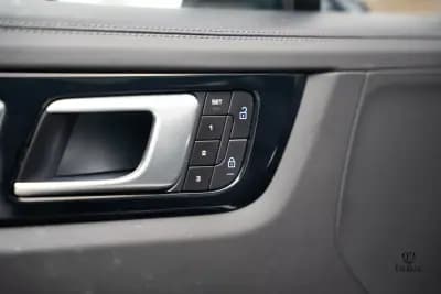 Vendo Porsche Cayenne Coupé 2022 - 108000 EUR, 92000 km - AUTO.MOTO.pt