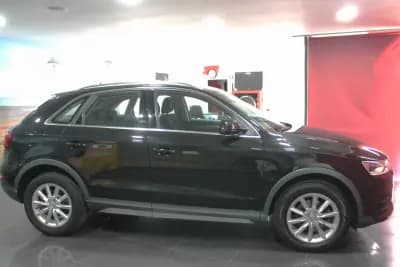 Vendo Audi Q3 2016 - 19990 EUR, 179900 km - AUTO.MOTO.pt