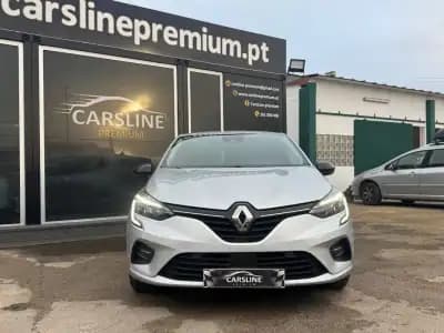 Vendo Renault Clio 2023 - 14490 EUR, 58773 km - AUTO.MOTO.pt
