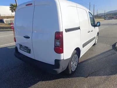 Sell Citroën BERLINGO 3 LUGARES 2017 - 9000 EUR, 220000 km - AUTO.MOTO.pt
