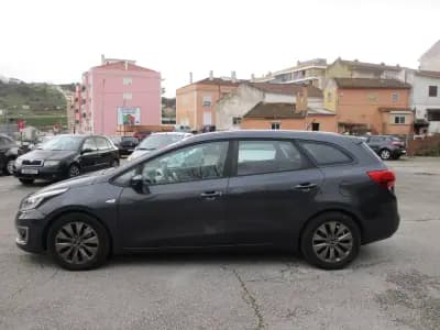 Vendo Kia Ceed SW 2016 - 9900 EUR, 160000 km - AUTO.MOTO.pt