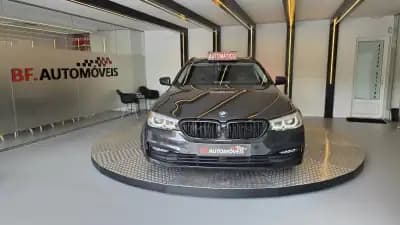 Vendo BMW 520 2018 - 23900 EUR, 284762 km - AUTO.MOTO.pt