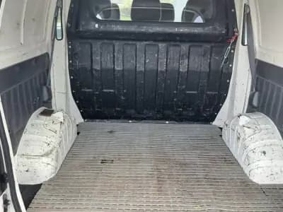 Sell Toyota HiAce 2010 - 12500 EUR, 331380 km - AUTO.MOTO.pt