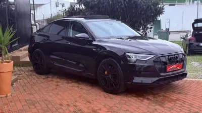 Sell Audi e-tron Sportback 2020 - 31990 EUR, 80000 km - AUTO.MOTO.pt
