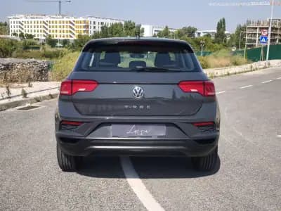 Vendo Volkswagen T-Roc 2018 - 16590 EUR, 116954 km - AUTO.MOTO.pt