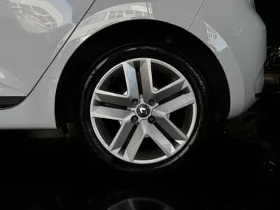 Vendo Renault Clio 2021 - 13490 EUR, 108000 km - AUTO.MOTO.pt