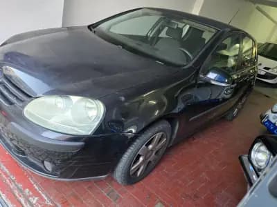 Sell Volkswagen Golf 2006 - 4999 EUR, 168497 km - AUTO.MOTO.pt