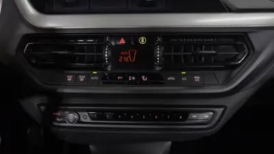 Vendo BMW 116 2021 - 21900 EUR, 104000 km - AUTO.MOTO.pt