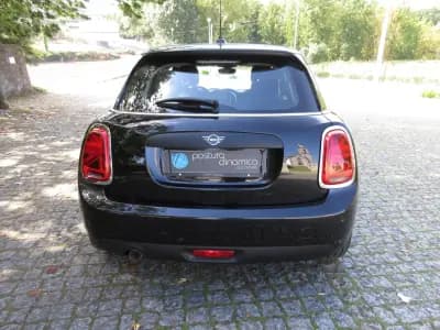 Sell MINI 2021 - 18990 EUR, 97000 km - AUTO.MOTO.pt