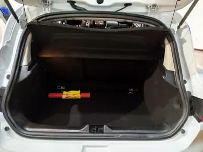 Vendo Renault Clio 2019 - 10990 EUR, 99000 km - AUTO.MOTO.pt