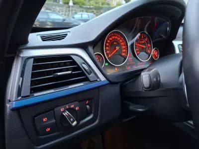 Vendo BMW 320 2013 - 21500 EUR, 216000 km - AUTO.MOTO.pt