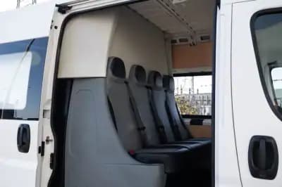 Sell Peugeot Boxer 2019 - 19999 EUR, 172000 km - AUTO.MOTO.pt