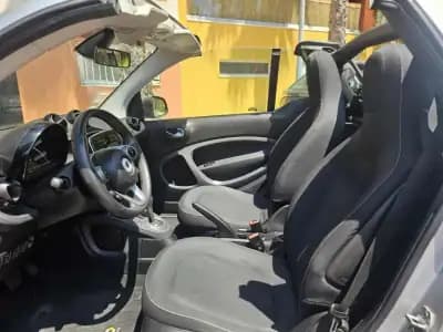 Sell Smart Fortwo Cabrio 2016 - 10780 EUR, 139000 km - AUTO.MOTO.pt