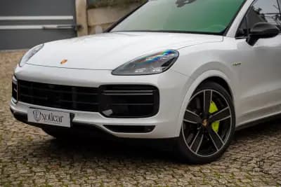 Vendo Porsche Cayenne Coupé 2022 - 108000 EUR, 92000 km - AUTO.MOTO.pt