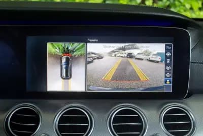 Sell Mercedes-Benz E 220 2017 - 28900 EUR, 173500 km - AUTO.MOTO.pt