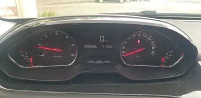 Sell Peugeot 208 2015 - 8750 EUR, 183000 km - AUTO.MOTO.pt