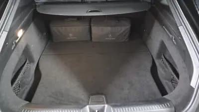 Vendo Mercedes-Benz CLA 250 2021 - 34990 EUR, 57000 km - AUTO.MOTO.pt