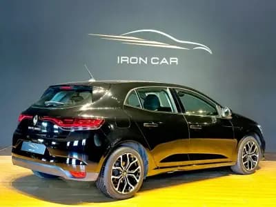 Sell Renault Mégane 2021 - 18900 EUR, 112347 km - AUTO.MOTO.pt