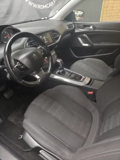 Vendo Peugeot 308 SW 2016 - 10990 EUR, 177000 km - AUTO.MOTO.pt