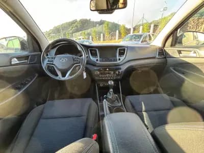 Sell Hyundai Tucson 2016 - 16990 EUR, 22755 km - AUTO.MOTO.pt