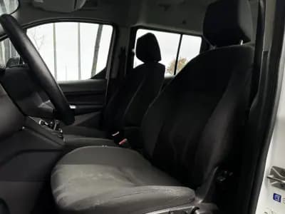 Vendo Ford Tourneo Connect 2015 - 12990 EUR, 204400 km - AUTO.MOTO.pt