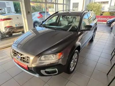 Sell Volvo XC 70 2010 - 13250 EUR, 324000 km - AUTO.MOTO.pt