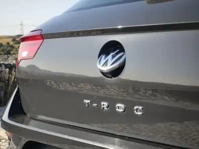 Vendo Volkswagen T-Roc 2019 - 17490 EUR, 147720 km - AUTO.MOTO.pt