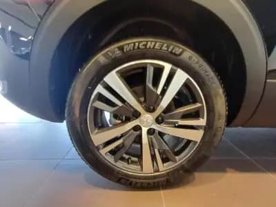 Sell Peugeot 5008 2024 - 31500 EUR, 12350 km - AUTO.MOTO.pt