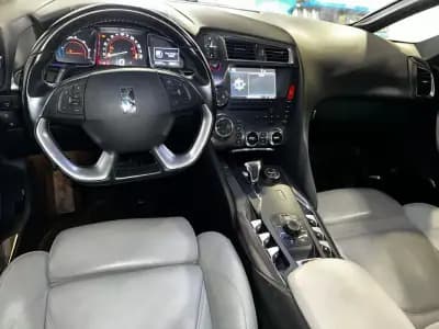 Sell Citroën DS5 2014 - 12900 EUR, 162998 km - AUTO.MOTO.pt