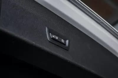 Vendo BMW X1 2021 - 22750 EUR, 130353 km - AUTO.MOTO.pt