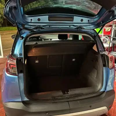 Vendo Opel Crossland X 2020 - 13350 EUR, 32238 km - AUTO.MOTO.pt