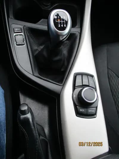 Vendo BMW 116 2016 - 15490 EUR, 146912 km - AUTO.MOTO.pt