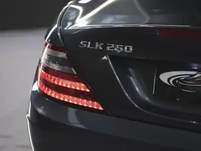 Sell Mercedes-Benz SLK 250 2014 - 29990 EUR, 56000 km - AUTO.MOTO.pt