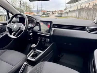 Vendo Renault Clio 2019 - 13500 EUR, 80000 km - AUTO.MOTO.pt