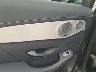 Vendo Mercedes-Benz GLC 300 2021 - 45790 EUR, 94629 km - AUTO.MOTO.pt