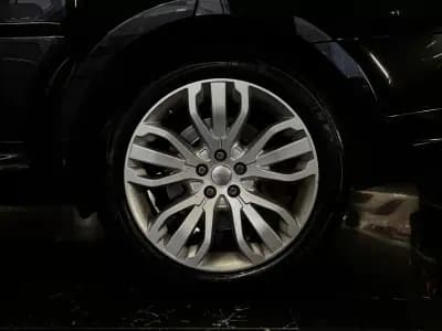 Vendo Land Rover Range Rover Sport 2015 - 34990 EUR, 186000 km - AUTO.MOTO.pt