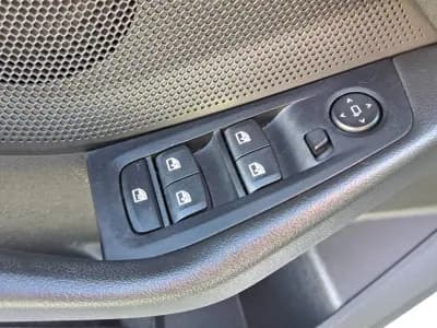 Vendo BMW 116 2021 - 19990 EUR, 131686 km - AUTO.MOTO.pt