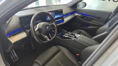 Vendo BMW 530e 2024 - 59900 EUR, 38890 km - AUTO.MOTO.pt