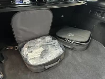 Sell Mercedes-Benz GLC 300 2024 - 66500 EUR, 12000 km - AUTO.MOTO.pt