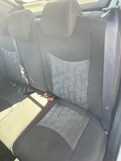 Sell Opel Karl 2019 - 7900 EUR, 106800 km - AUTO.MOTO.pt