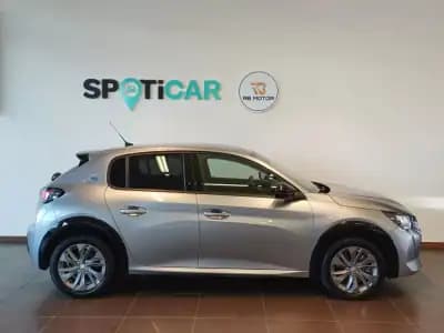 Vendo Peugeot 208 2023 - 27000 EUR, 24150 km - AUTO.MOTO.pt