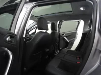 Sell Peugeot 2008 2018 - 11500 EUR, 85000 km - AUTO.MOTO.pt