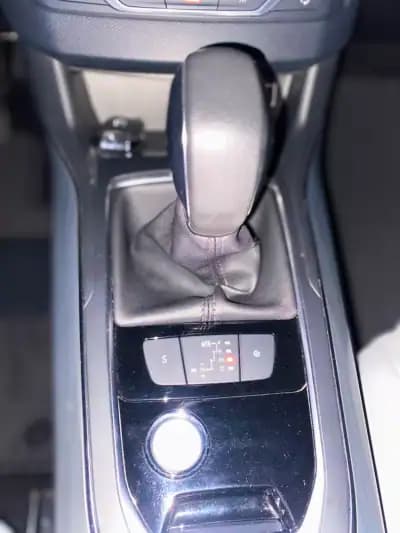 Sell Peugeot 308 2016 - 15500 EUR, 171736 km - AUTO.MOTO.pt