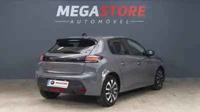 Sell Peugeot 208 2024 - 16450 EUR, 17000 km - AUTO.MOTO.pt