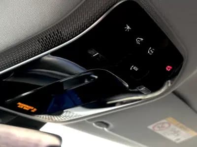 Sell Mercedes-Benz C 300 2023 - 41900 EUR, 69394 km - AUTO.MOTO.pt